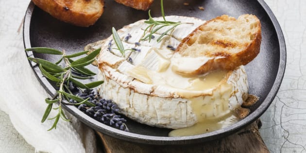 You Guys, Here's How To Make The Baked Cheese Of Your Dreams