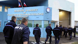Des détenus lancent une cagnotte pour un surveillant de prison devenu
