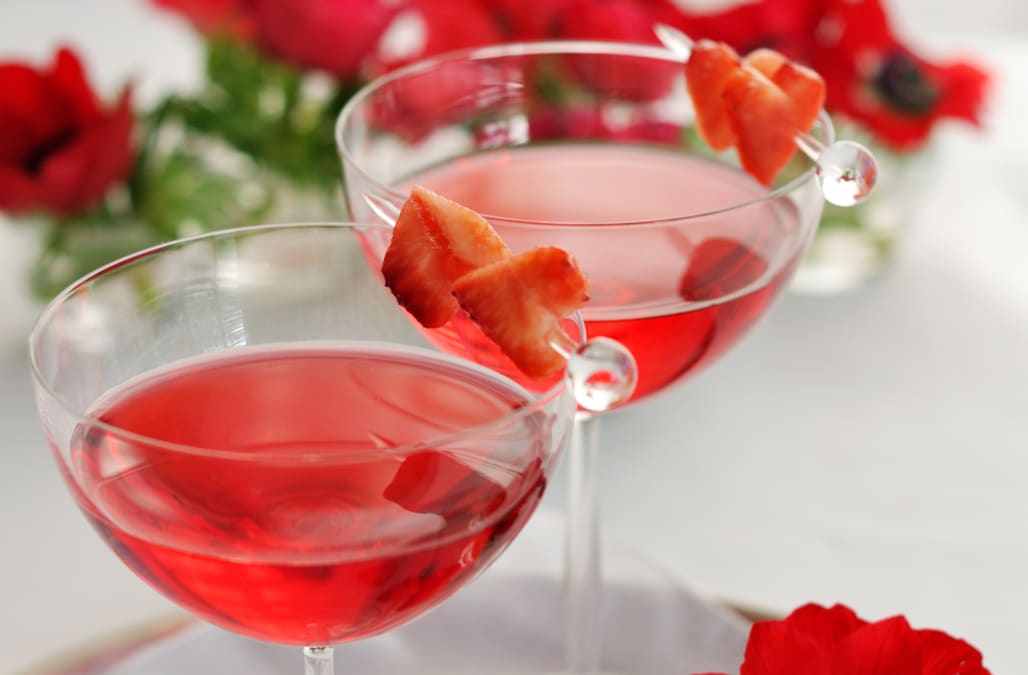 Over 30 romantic cocktails to whip up on Valentine's Day