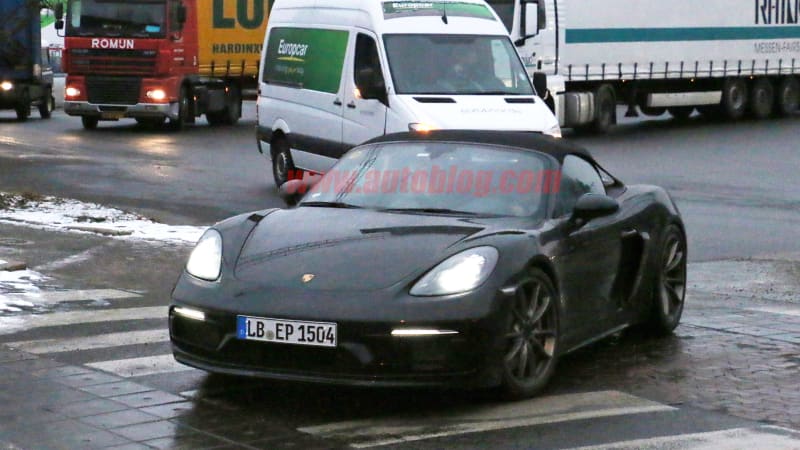 Porsche 718 Boxster Spyder spied looking light and mean