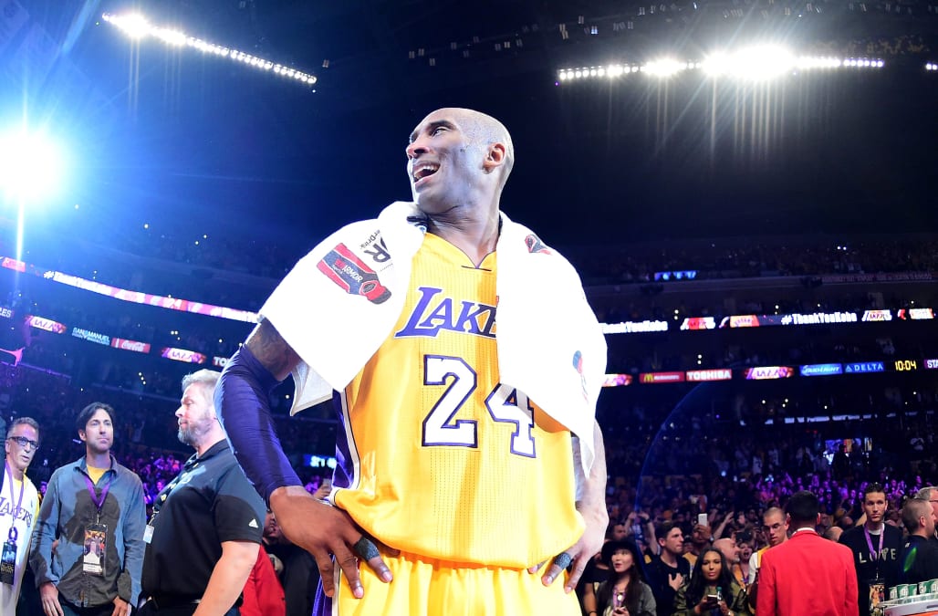 NBA fans finding it difficult to score a Kobe Bryant jersey - CBS News