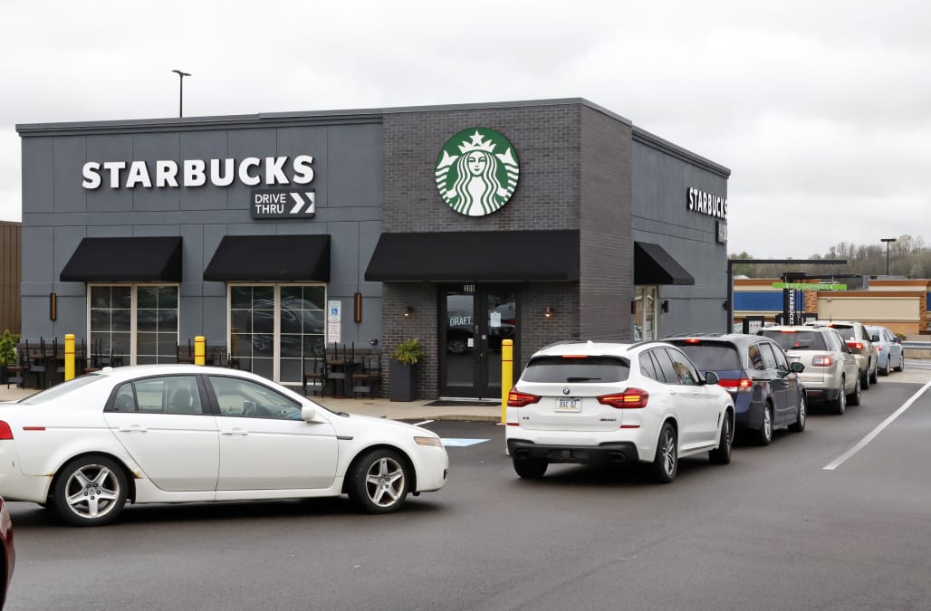 Starbucks To Require Masks At U S Cafes As Coronavirus Cases Spike