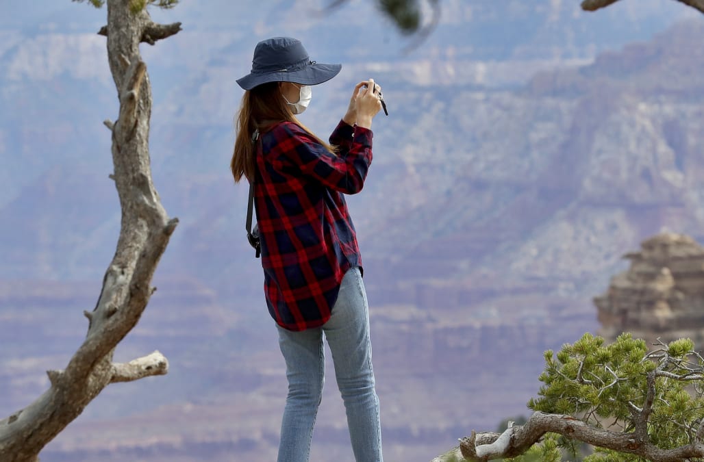 Grand Canyon Hiker Falls To Her Death Trying To Take Photos