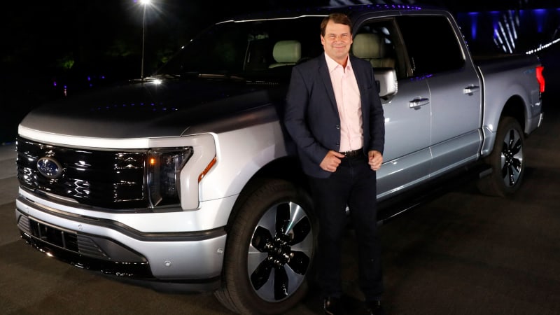 Ford's Farley will challenge dealers to cut EV cost to customers by $2,000