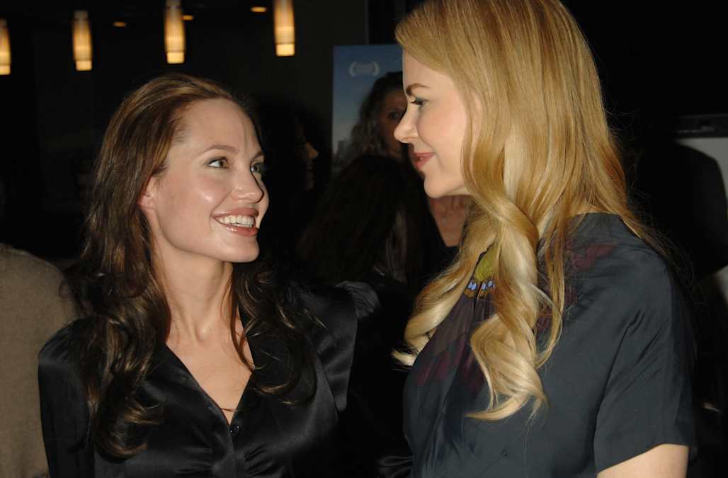 Bffs Nicole Comes To Angelinas Aid As Messy Brad Pitt Divorce