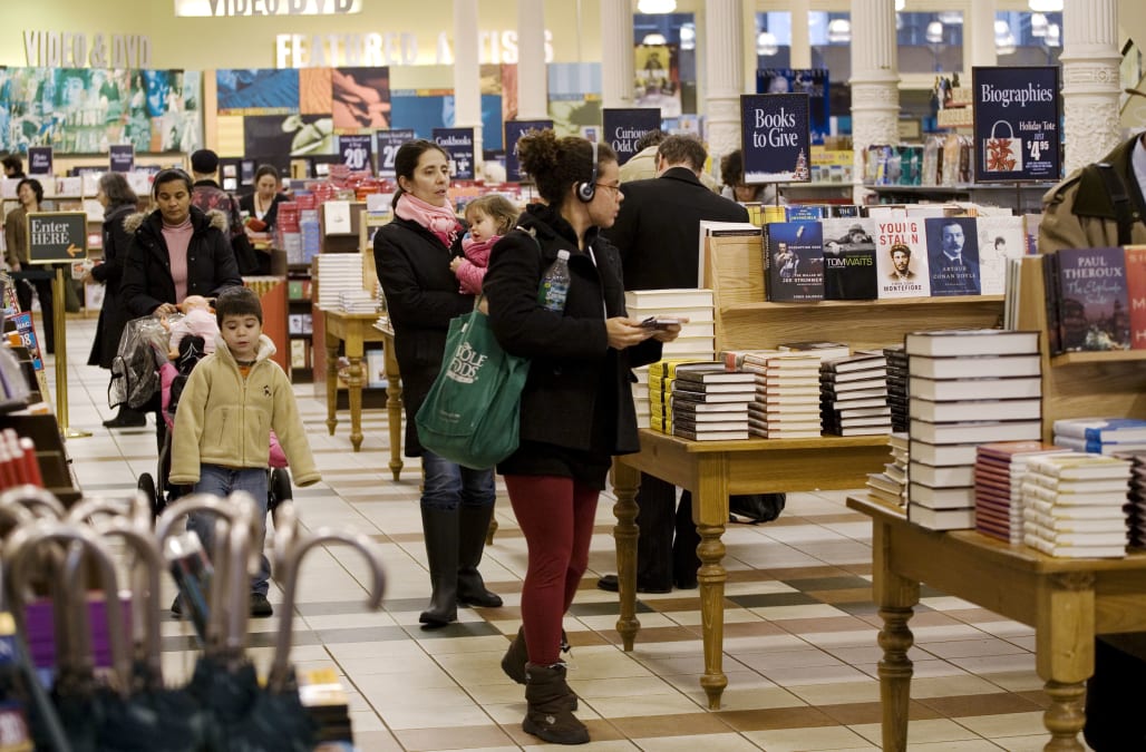 Barnes Noble Countersues Ex Ceo It Fired After Alleged