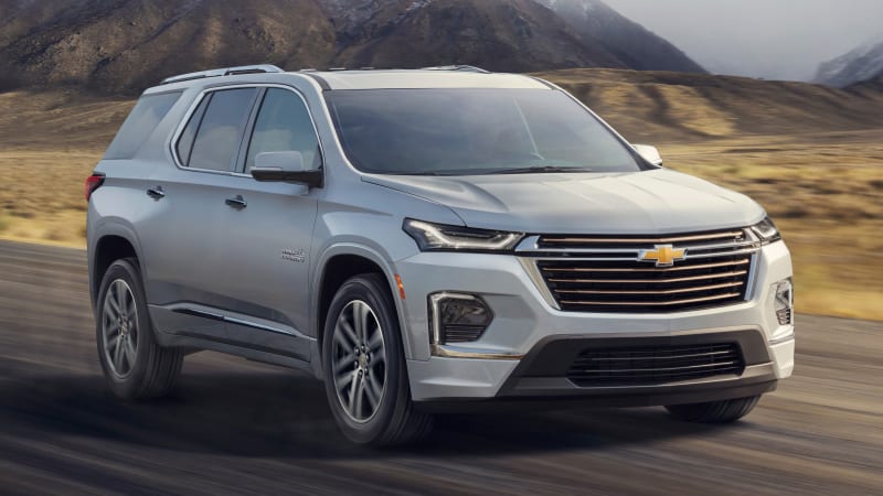 2021-chevy-traverse-debuts-with-minimal-changes-but-better-styling