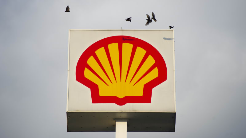 Shell plans Singapore biofuels plant to meet emissions goal
