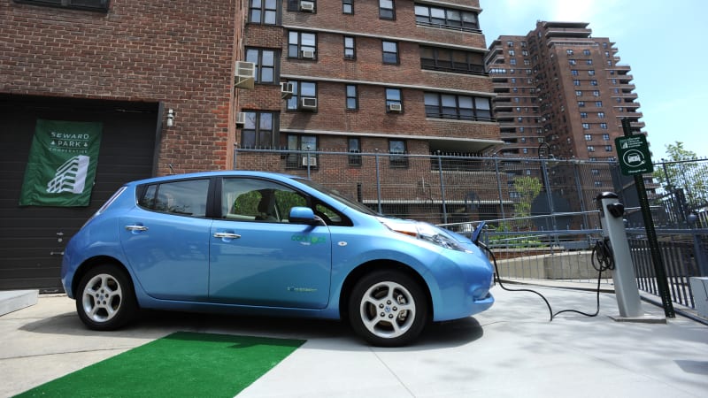 new-york-will-soon-offer-2-000-rebates-for-green-vehicles