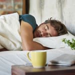 Dormir plus de 7 à 8 heures par nuit peut conduire à une mort