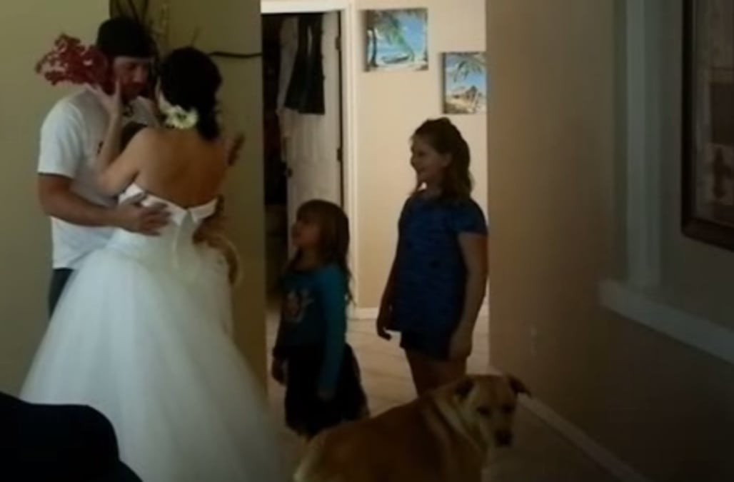  Wife  surprises  husband with mini wedding  on seventh 