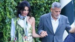 Amal Clooney n'est pas passée inaperçue avec cette robe