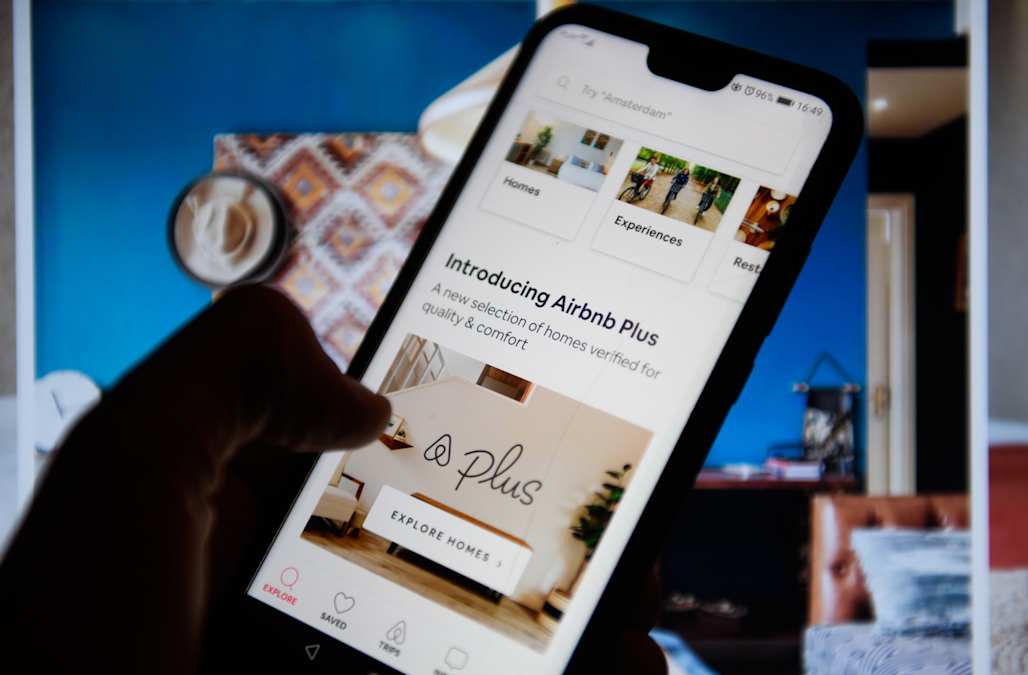 Airbnb To Pay Out 250 Mln To Hosts To Help Ease Coronavirus 