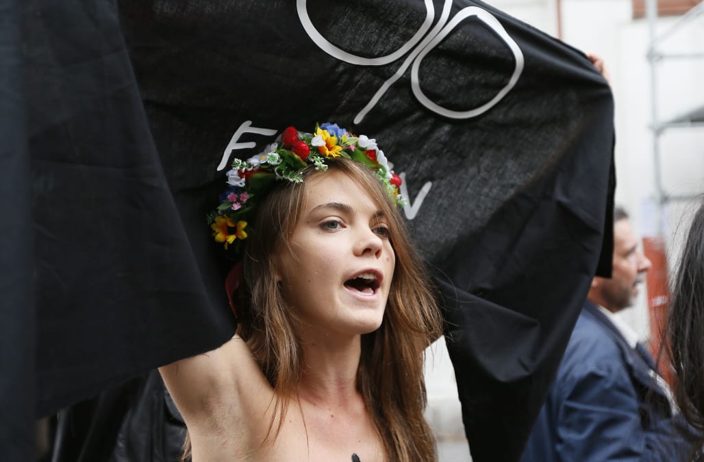 Oksana Shachko Co Founder Of Feminist Group Femen Found Dead In Paris Aol News 