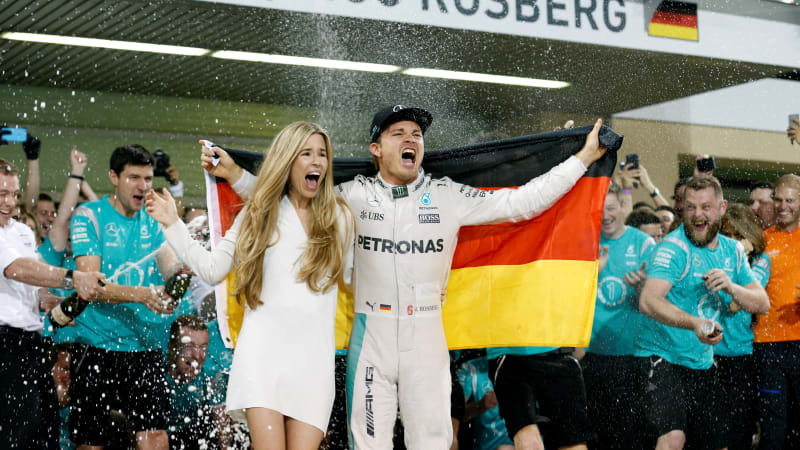 Nico Rosberg F1 2016 Champion Pokal BECHER 