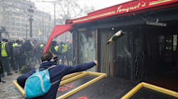 Un couple qui a participé au saccage du Fouquet's lors de l'acte XVIII placé en garde à