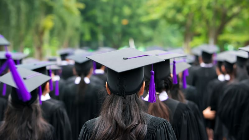 back-of-graduates-during-commencement-at-university-close-up-at-cap-picture-id657500214