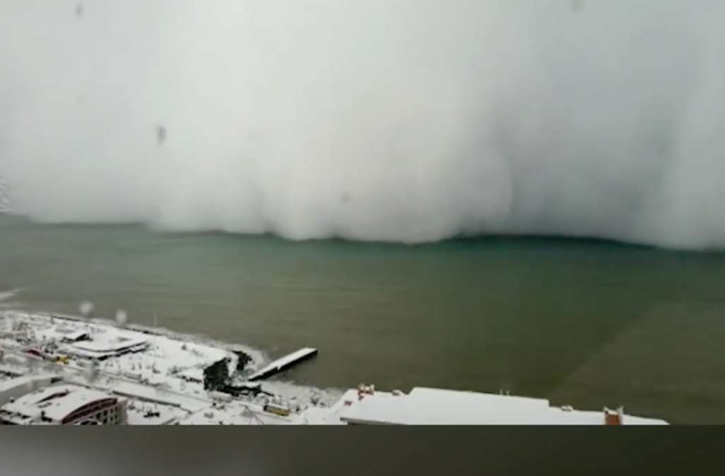 Stunning time-lapse shows giant snow storm engulfing the coast of ...