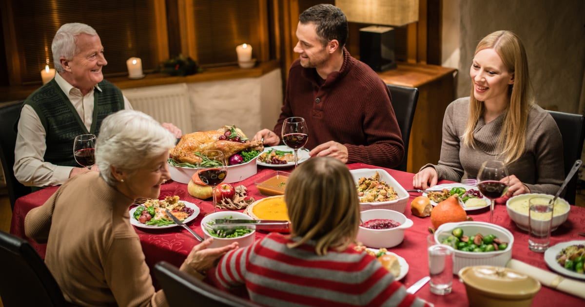 Topics You Can Safely Talk About At Thanksgiving Dinner With Your Family