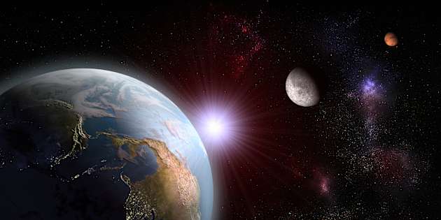 La spettacolare danza tra una falce di Luna e Marte nel cielo di aprile