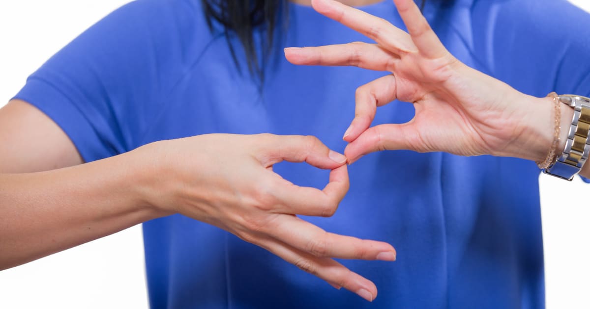 Learn How To Say Hi, Bye And I Love You in Sign Language -- It's Not