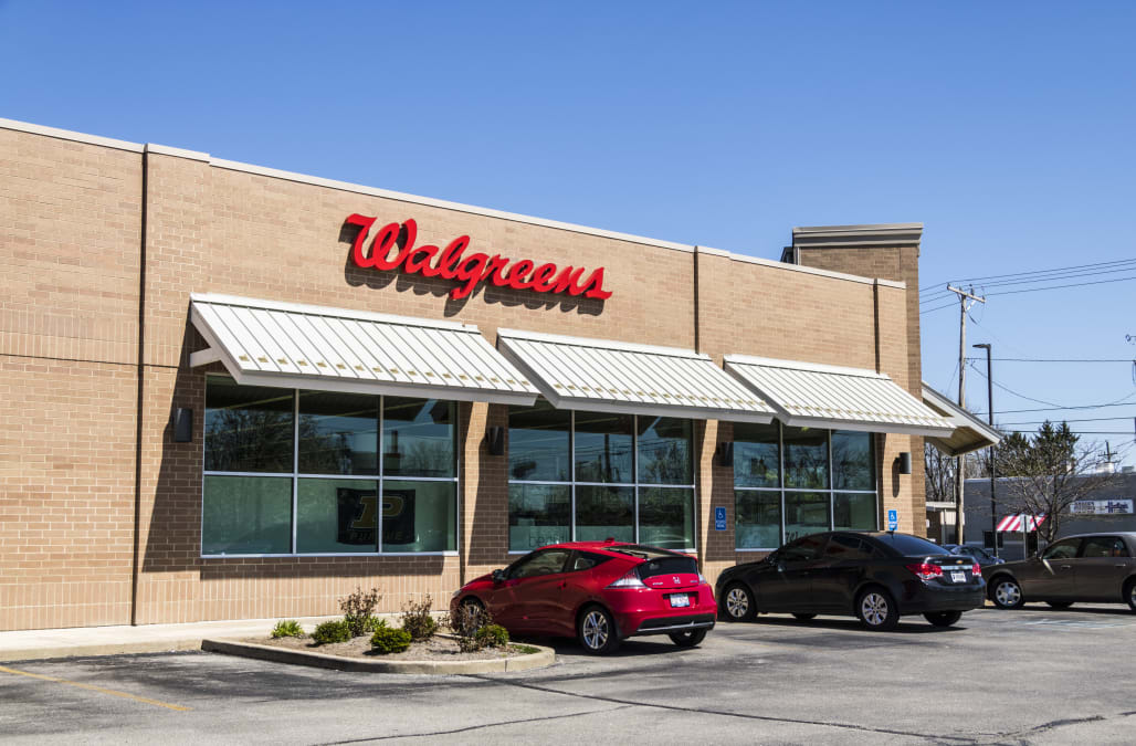 Walgreens to restore standard operating hours at most U.S. stores