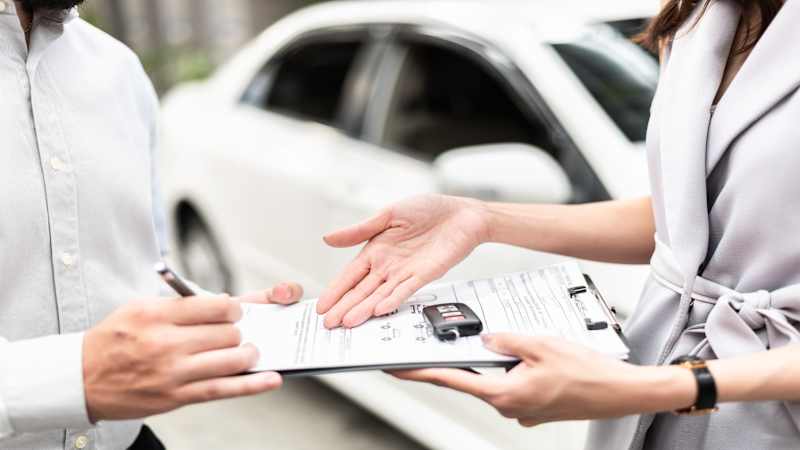 What is temporary car insurance?