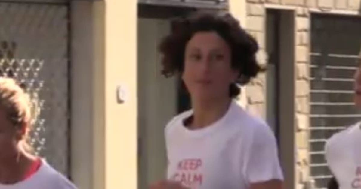 Agnese Renzi corre la maratona di Pontassieve: "Matteo è ancora a letto che dorme" - L'Huffington Post
