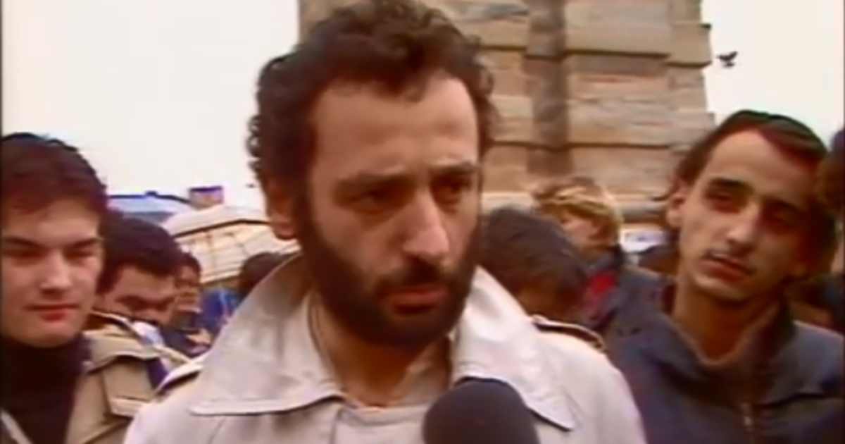 https://o.aolcdn.com/images/dims3/GLOB/crop/628x330+0+29/resize/1200x630!/format/jpg/quality/85/http%3A%2F%2Fo.aolcdn.com%2Fhss%2Fstorage%2Fmidas%2F6144f95bae7660a097c3f42270d484c9%2F206050609%2FDevaquet%2BAphatie.png
