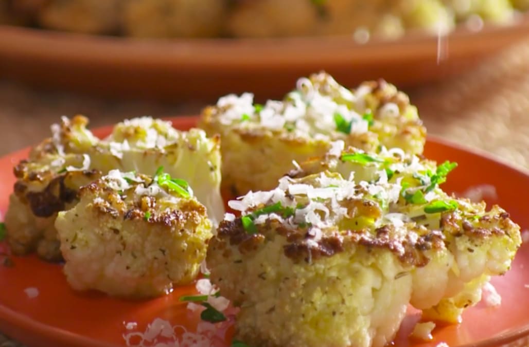 Best Bites: Garlic parmesan cauliflower steaks