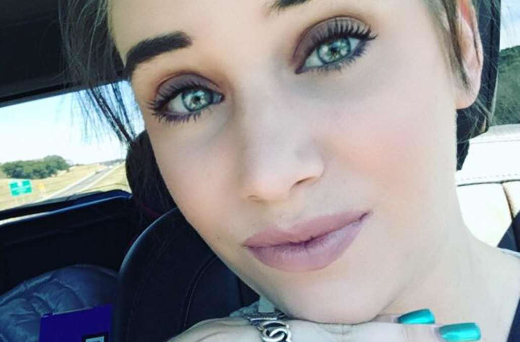 Texas mom, 19, charged after 'intentionally' leaving 2 toddlers in hot ...
