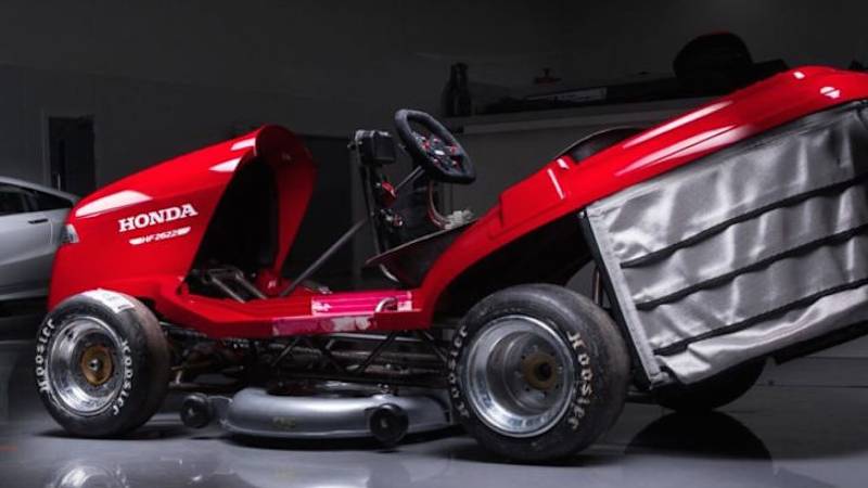 Honda Has Built A 189 horsepower Lawnmower Honda Has Built A 189 horsepower Lawnmower