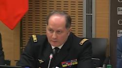 Le commandant militaire Éric Bio-Farina contredit la version de l'Élysée sur le 1er