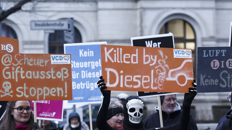 photo of German cities can ban older diesel cars immediately image