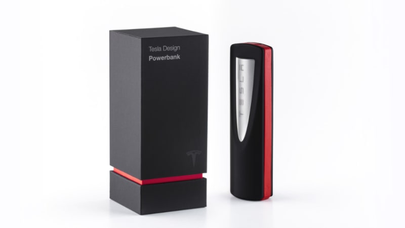 photo of Tesla made a phone battery pack that mimics Supercharger monuments image