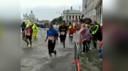 Les coureurs du marathon de Venise ont fini les pieds dans
