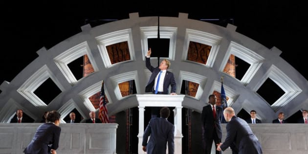Etats-Unis: Donald Trump assassiné dans une pièce de théâtre. La polémique fait rage.