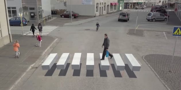 Le strisce pedonali in 3D in Islanda per far rallentare gli automobilisti