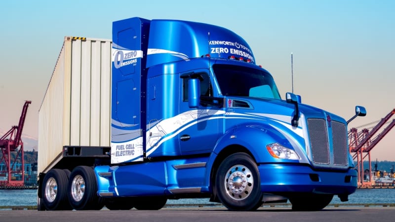 photo of Kenworth and Toyota partner on fuel cell heavy-duty trucks image