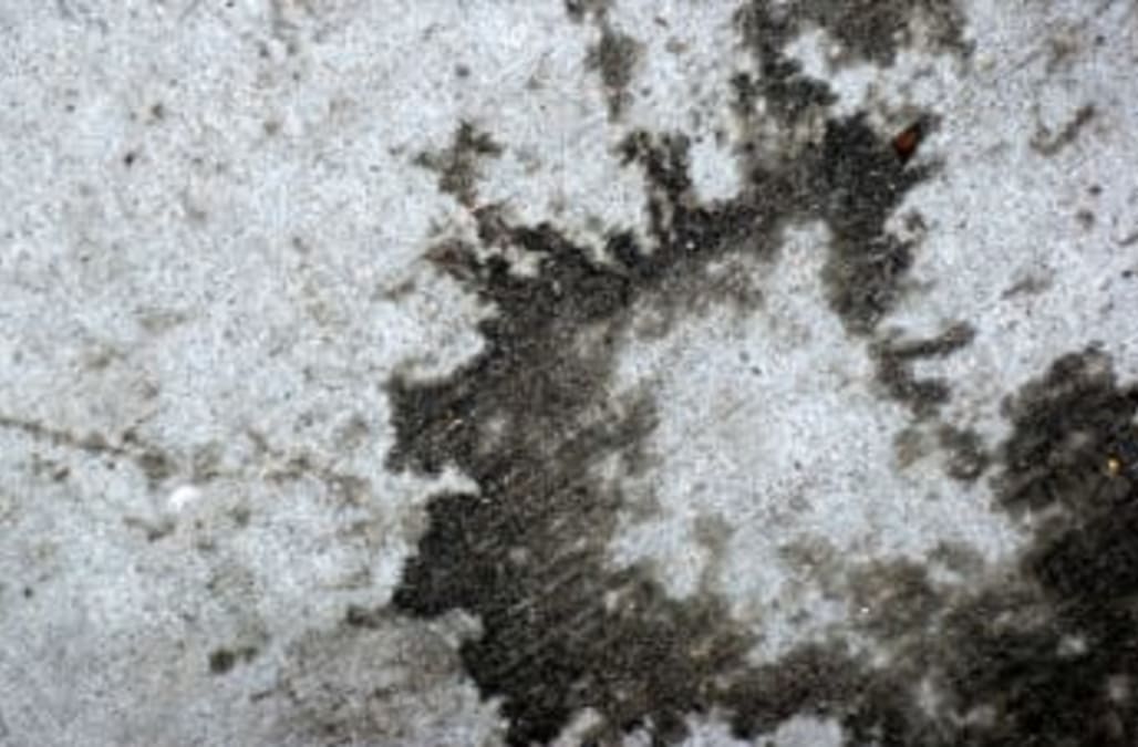 How To Remove Oil Stains From A Garage Floor Aol Finance