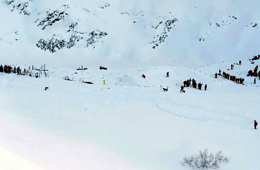 At Least Four Killed In Avalanche At French Skiing Station