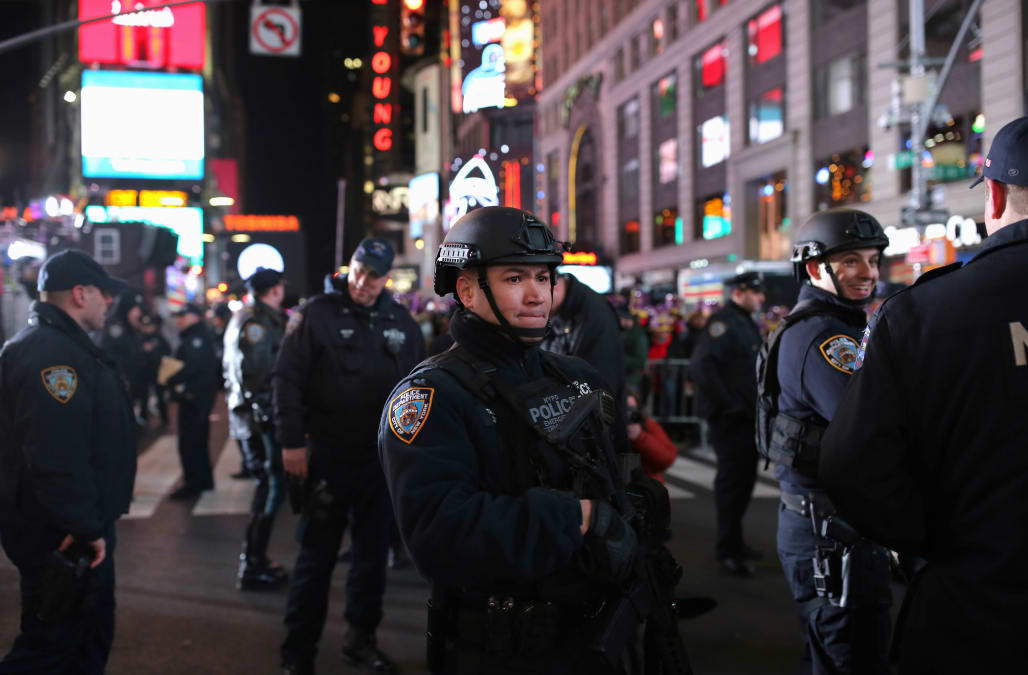 Nypd Oks Knit Hats For Cops In Times Square On New Year S Eve