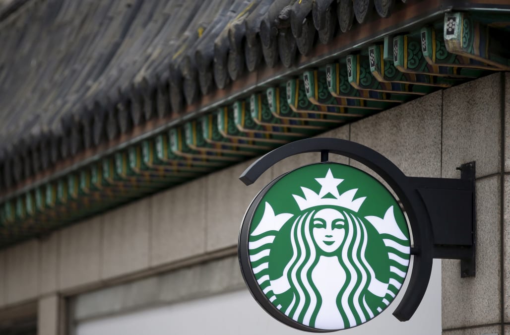 Starbucks customers have pledged to buy $40,000 in gift ...