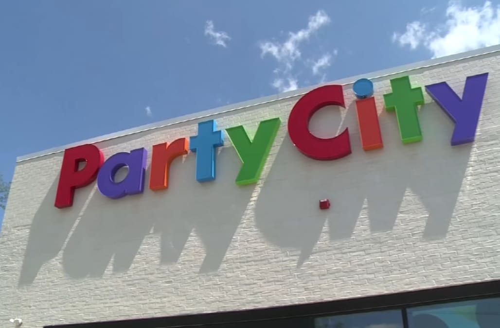 Party City is closing 45 stores amid a global helium shortage — here's