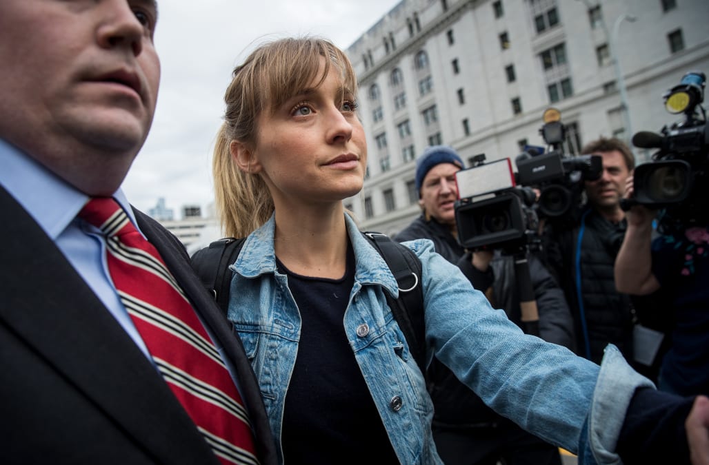 How ‘smallville Actress Allison Mack Allegedly Recruited Women Into