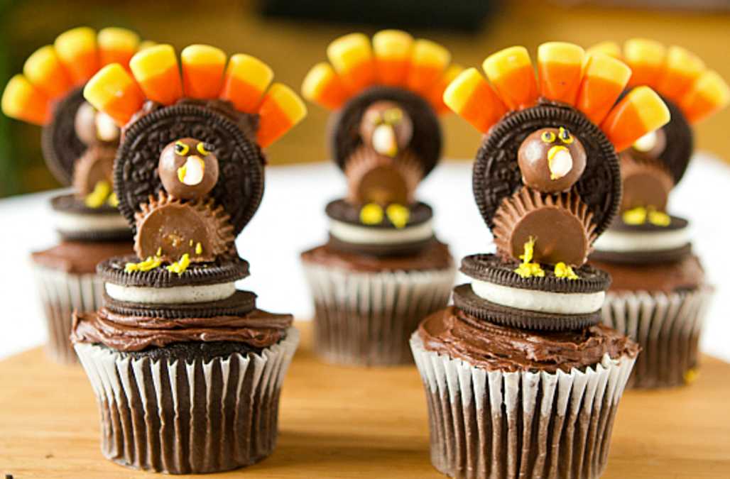 Five Thanksgiving Turkey Cupcake Ideas