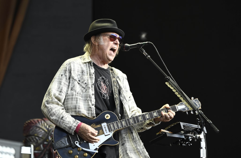 Neil Young sues Trump campaign for using his songs, calls campaign 'divisive' and 'un-American' - AOL