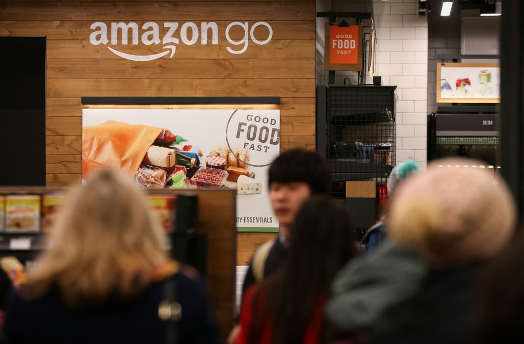 Amazon considering opening up to 3,000 cashierless stores by 2021