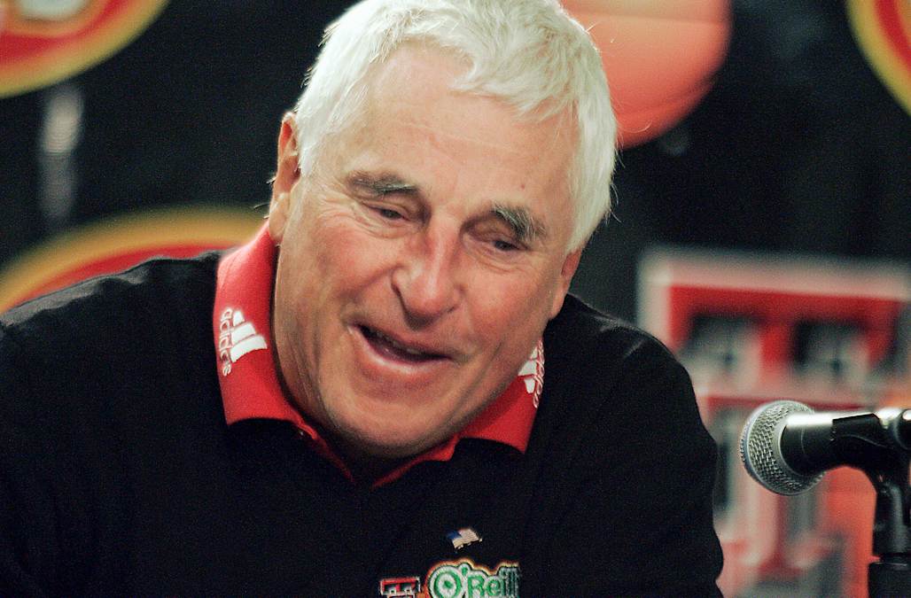 Bob Knight will endorse Donald Trump at Indianapolis rally