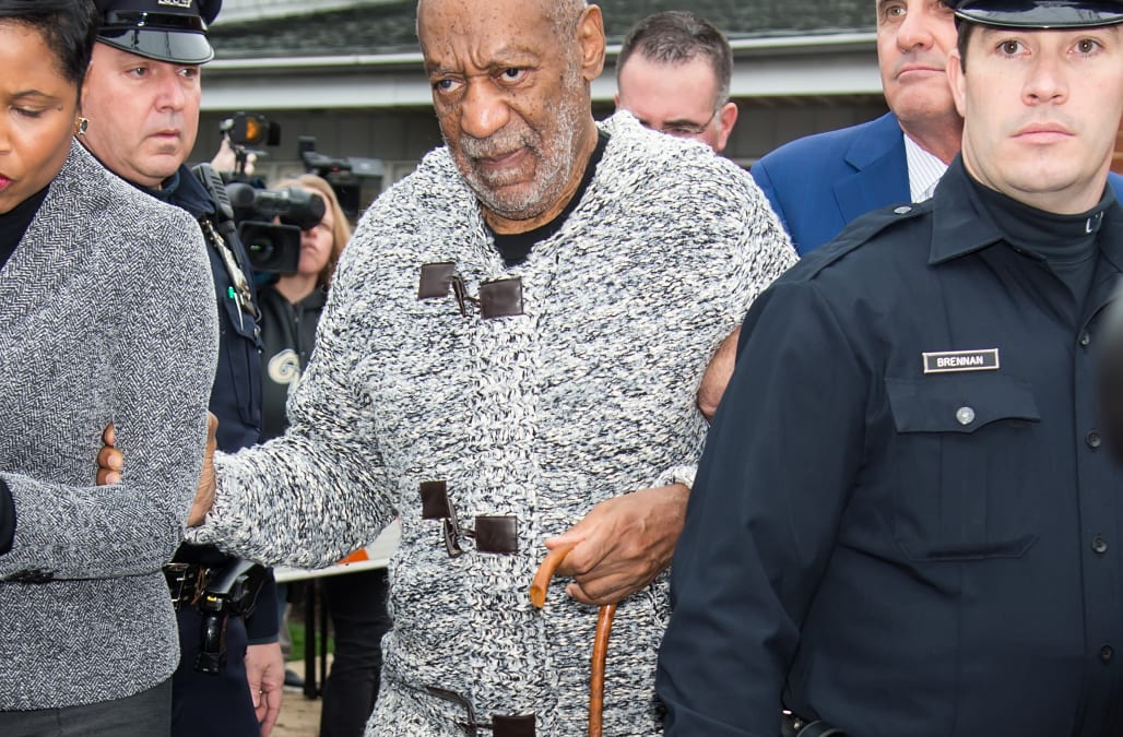 La Prosecutor Declines To Charge Cosby Over Allegations By 2 Women 0897
